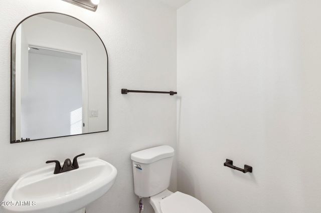 4913 S 15TH Place, Phoenix, AZ 85040