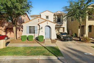 4913 S 15TH Place, Phoenix, AZ 85040