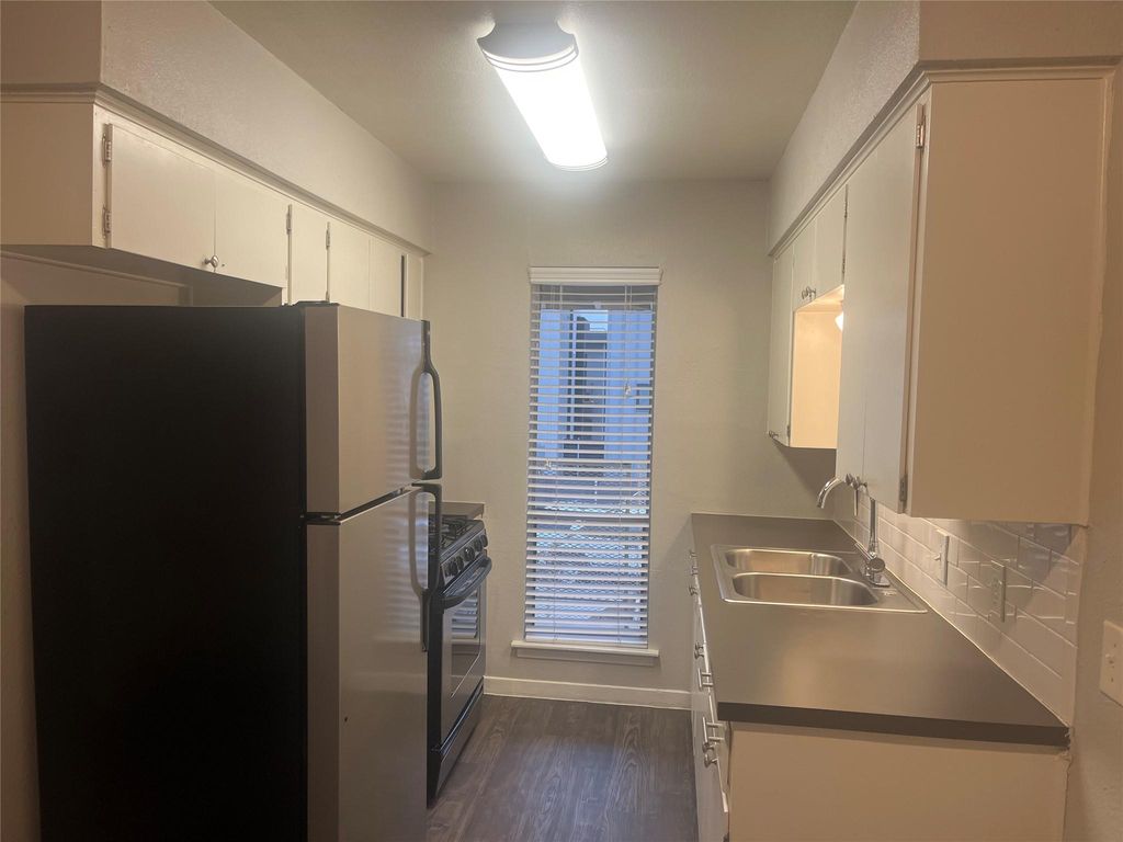 5607 Sunshine DR 117, Austin, TX 78756
