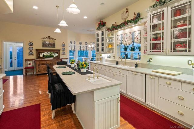 24665 Rancho Santa Teresa Dr, Ramona, CA 92065