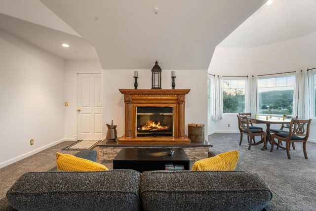 24665 Rancho Santa Teresa Dr, Ramona, CA 92065