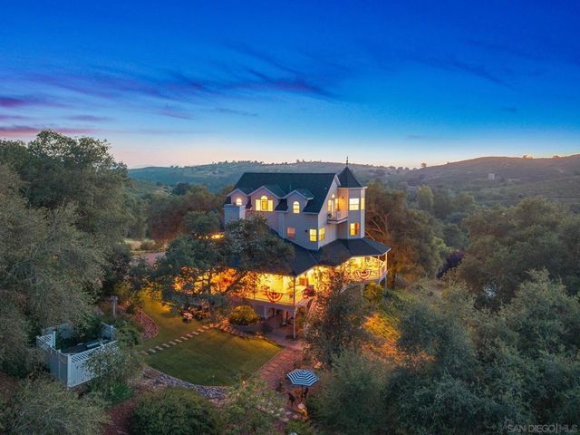 24665 Rancho Santa Teresa Dr, Ramona, CA 92065