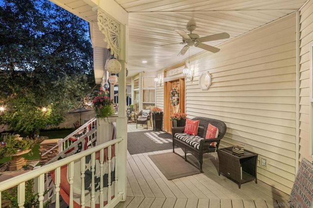 24665 Rancho Santa Teresa Dr, Ramona, CA 92065