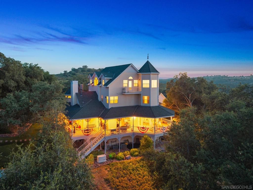 24665 Rancho Santa Teresa Dr, Ramona, CA 92065