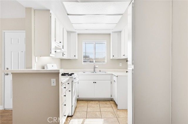 16377 Lakeshore, Lake Elsinore, CA 92530