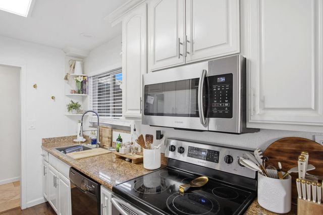 680 Sherri Way, Turlock, CA 95382