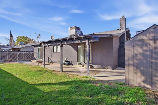 680 Sherri Way, Turlock, CA 95382