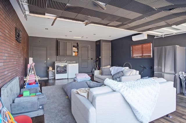 680 Sherri Way, Turlock, CA 95382