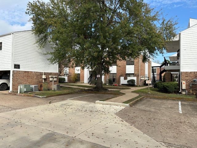 7901 Cambridge Street 63, Houston, TX 77054