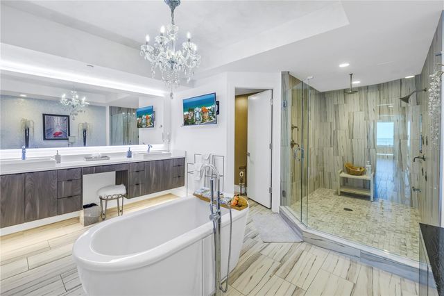 19816 GULF BOULEVARD 201, Indian Shores, FL 33785