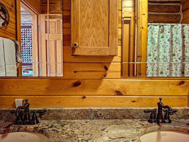 24486 6th Avenue, Gobles, MI 49055