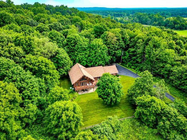 24486 6th Avenue, Gobles, MI 49055