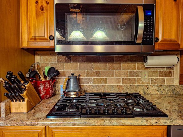 24486 6th Avenue, Gobles, MI 49055