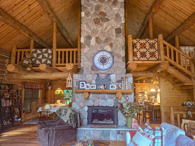 24486 6th Avenue, Gobles, MI 49055