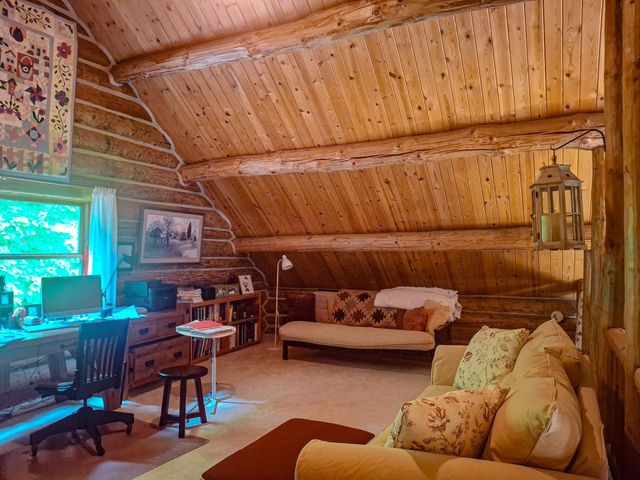 24486 6th Avenue, Gobles, MI 49055