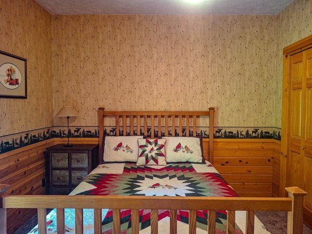 24486 6th Avenue, Gobles, MI 49055