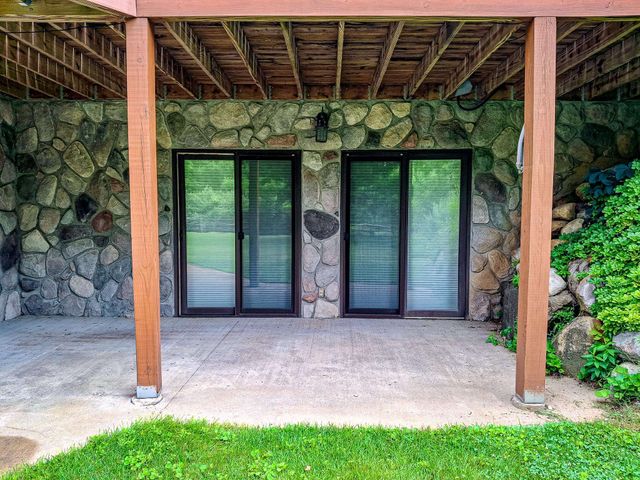 24486 6th Avenue, Gobles, MI 49055