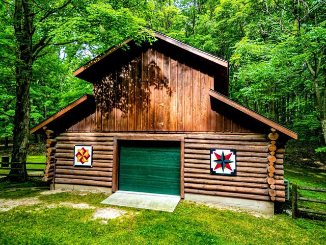 24486 6th Avenue, Gobles, MI 49055