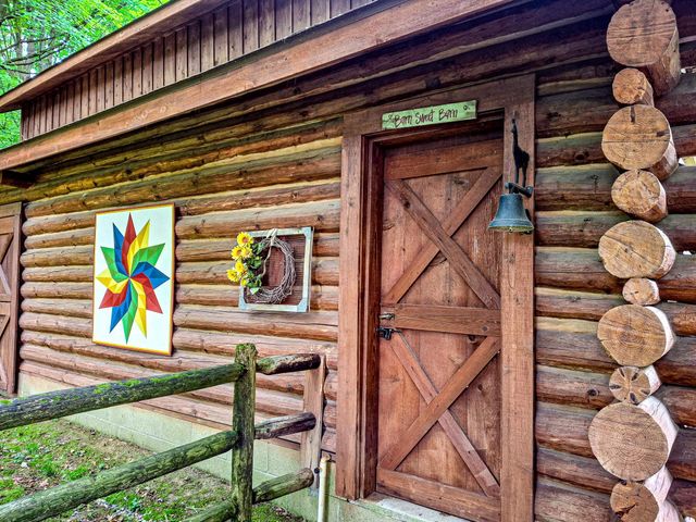 24486 6th Avenue, Gobles, MI 49055