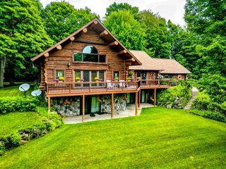24486 6th Avenue, Gobles, MI 49055