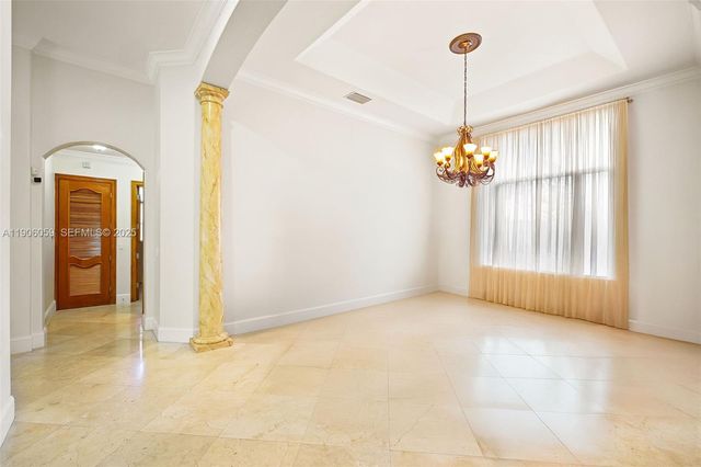 12175 SW 80th St, Miami, FL 33183