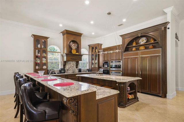 12175 SW 80th St, Miami, FL 33183