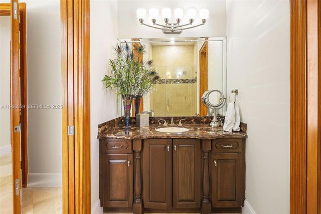 12175 SW 80th St, Miami, FL 33183