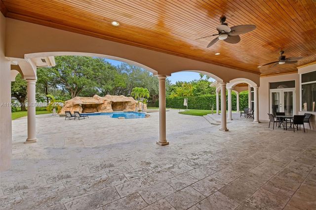 12175 SW 80th St, Miami, FL 33183