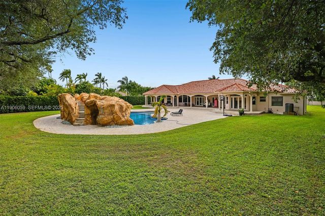 12175 SW 80th St, Miami, FL 33183