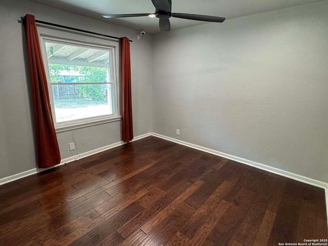 246 Lively, San Antonio, TX 78213