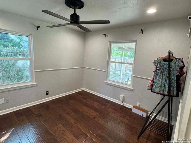 246 Lively, San Antonio, TX 78213