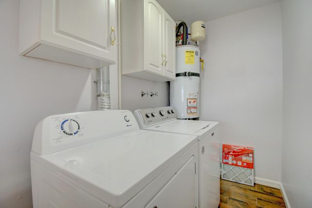 1027 Wade Street NE, Albuquerque, NM 87112