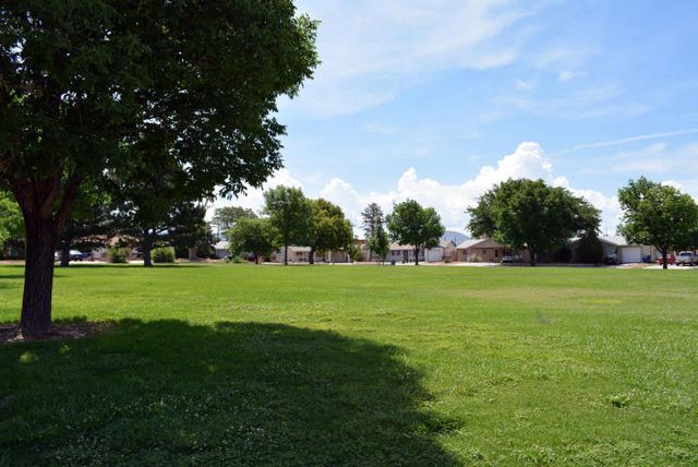 1027 Wade Street NE, Albuquerque, NM 87112