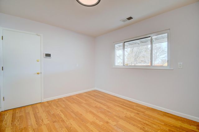 1027 Wade Street NE, Albuquerque, NM 87112