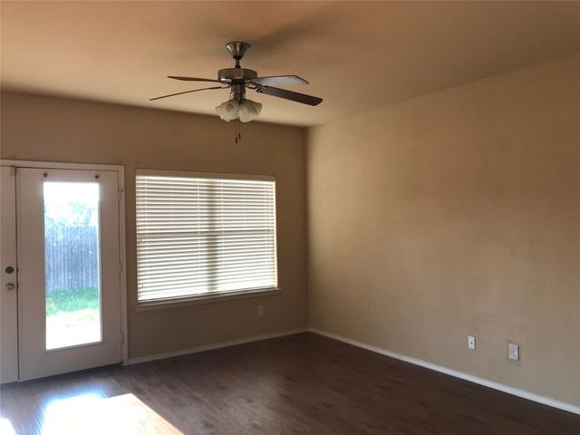 1412 Danielle Creek Drive, Little Elm, TX 75068