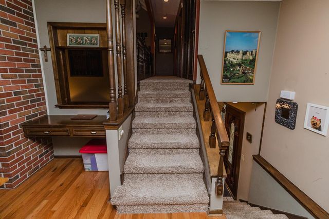 1829 S White Oak Cir, Wichita, KS 67207