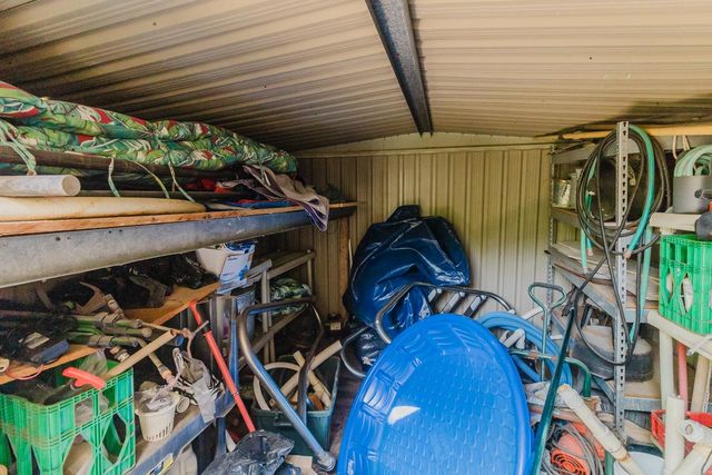 1829 S White Oak Cir, Wichita, KS 67207