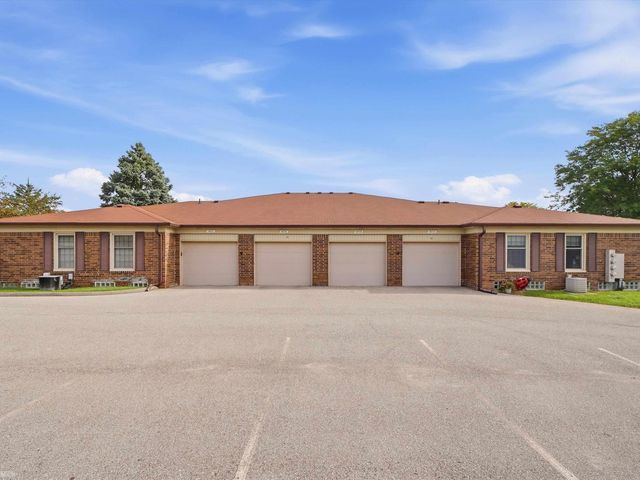 14729 Georgetown Court, Shelby Twp, MI 48315