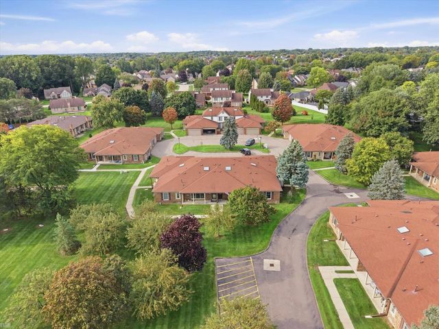 14729 Georgetown Court, Shelby Twp, MI 48315