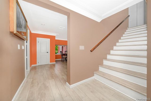 28 Riverside Avenue, Amityville, NY 11701