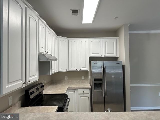 15618 EVERGLADE LN #101, Bowie, MD 20716