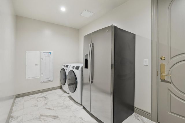 1717 Bissonnet Street 1105, Houston, TX 77005