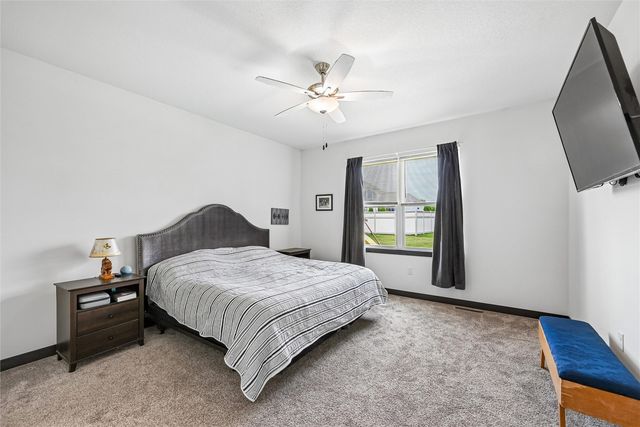 1115 Partridge Lane, Waterloo, IA 50701