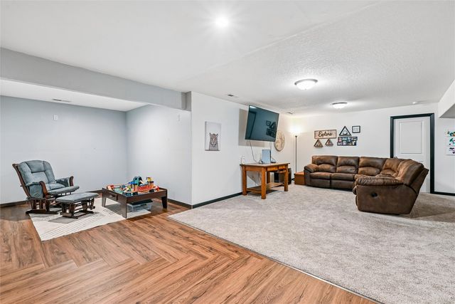 1115 Partridge Lane, Waterloo, IA 50701
