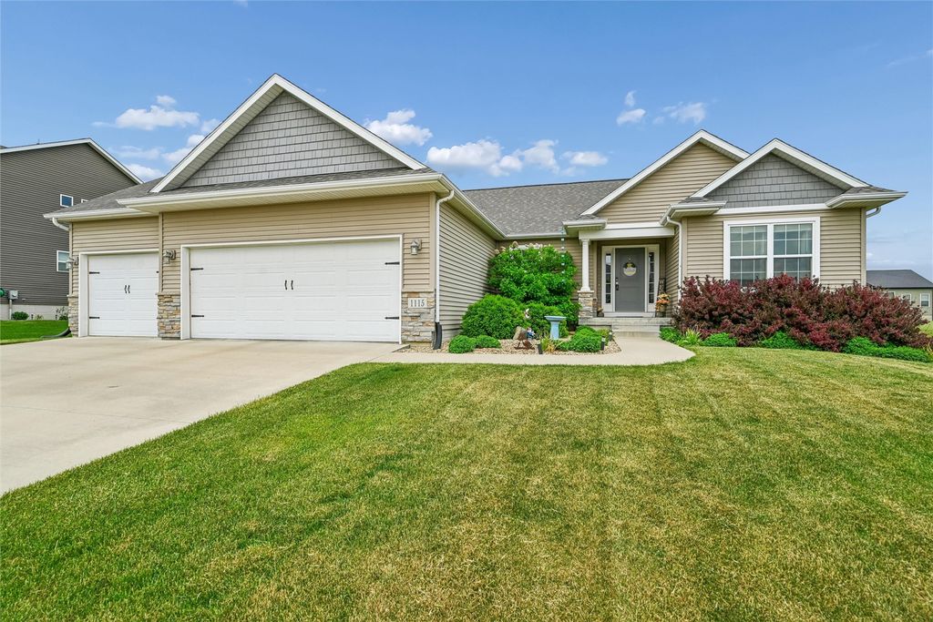 1115 Partridge Lane, Waterloo, IA 50701