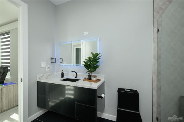 2809 N Summer Heights, San Juan, TX 78589