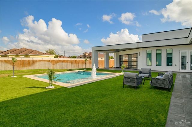 2809 N Summer Heights, San Juan, TX 78589