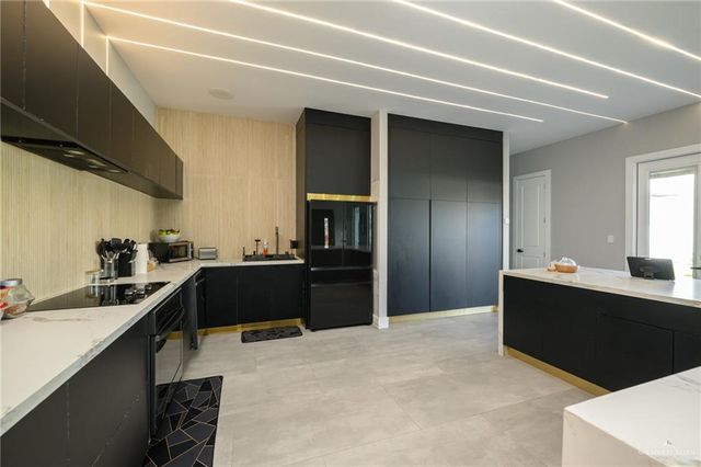 2809 N Summer Heights, San Juan, TX 78589