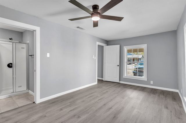 904 N Virginia Street, Terrell, TX 75160