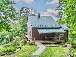 171 Southern Cross Road, Weaverville, NC 28787